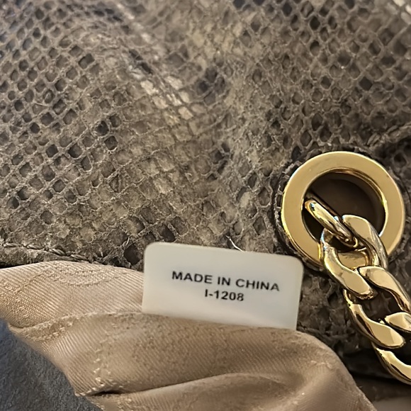 Authentic Micheal Kors snake skin patterned tote bag - Picture 4 of 7